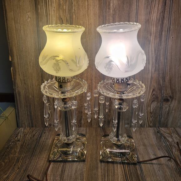 2 Vintage Lamps, Milk Glass Tulip Shades, Missing Prisms, Shabby Chic Decor - Picture 2 of 10